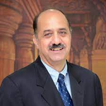 Dr. Ravi Gaur (Chairman, Medical Advisory Committee, Unipath Specialty Laboratory, Founder & Director, DRG Path Labs, Principal Advisor, SpiceHealth)