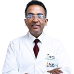 Dr. L. Tomar (Senior Director & Unit Head (Orthopaedic & Joint Replacement Surgery) of Max Super Speciality Hospital, Patparganj, Delhi)