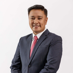 Enrique Dela Cruz (Senior Partner at Divina Law)