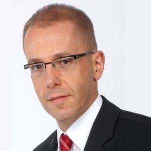 Mr. Andre Blumberg (Senior Director – Information Technology of CLP Power Hong Kong Limited)