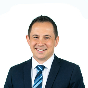 Adam Niksic (Financial Planner at RSM)