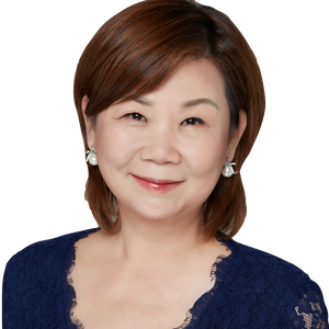 Dr Lynda Wee (Associate Professor at Nanyang Business School, Nanyang Technological University)