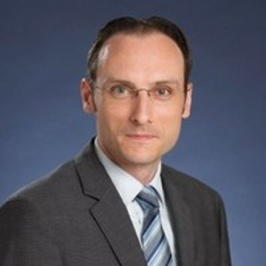Martin W. Hennecke (Asia Investment Director of St. James's Place Wealth Management)