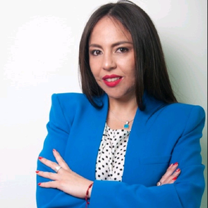 Adela Salazar (Jefe de Innovación, Confiamed S.A.)