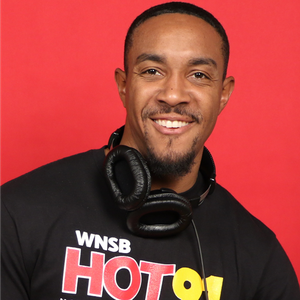 DJ Scandalez Fowlkes (Radio Ho﻿st + DJ Hot 91)