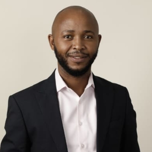 Siphamandla Mkhwanazi (Senior Economist at FNB Wealth and Investments)
