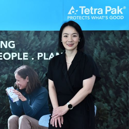 Ratanasiri Tilokskulchai (Managing Director of Tetra Pak (Thailand) Limited)
